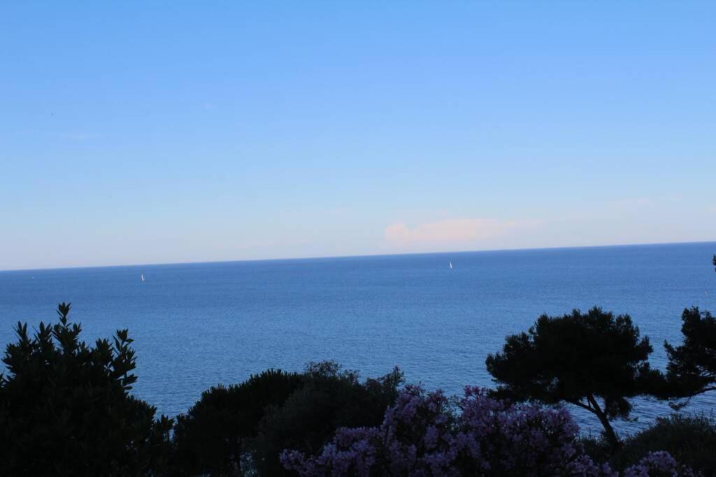 Conca Verde Appartamento Sul Mare Marina dʼMarina dʼAndora Extérieur photo