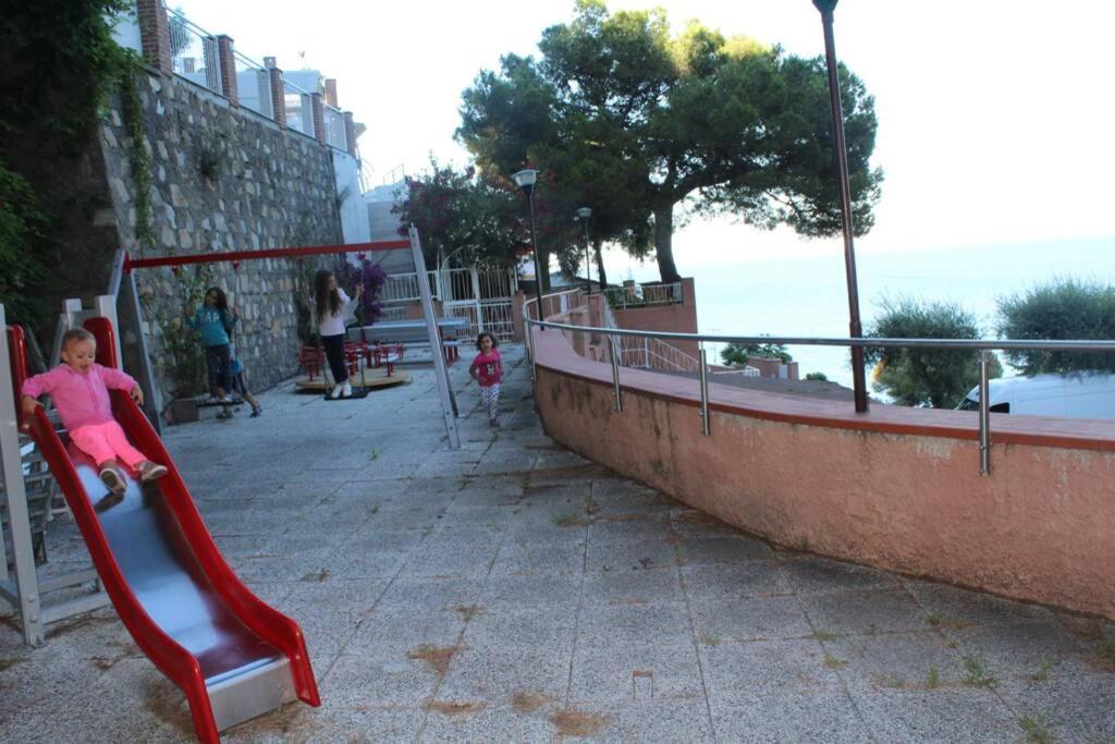 Conca Verde Appartamento Sul Mare Marina dʼMarina dʼAndora Extérieur photo