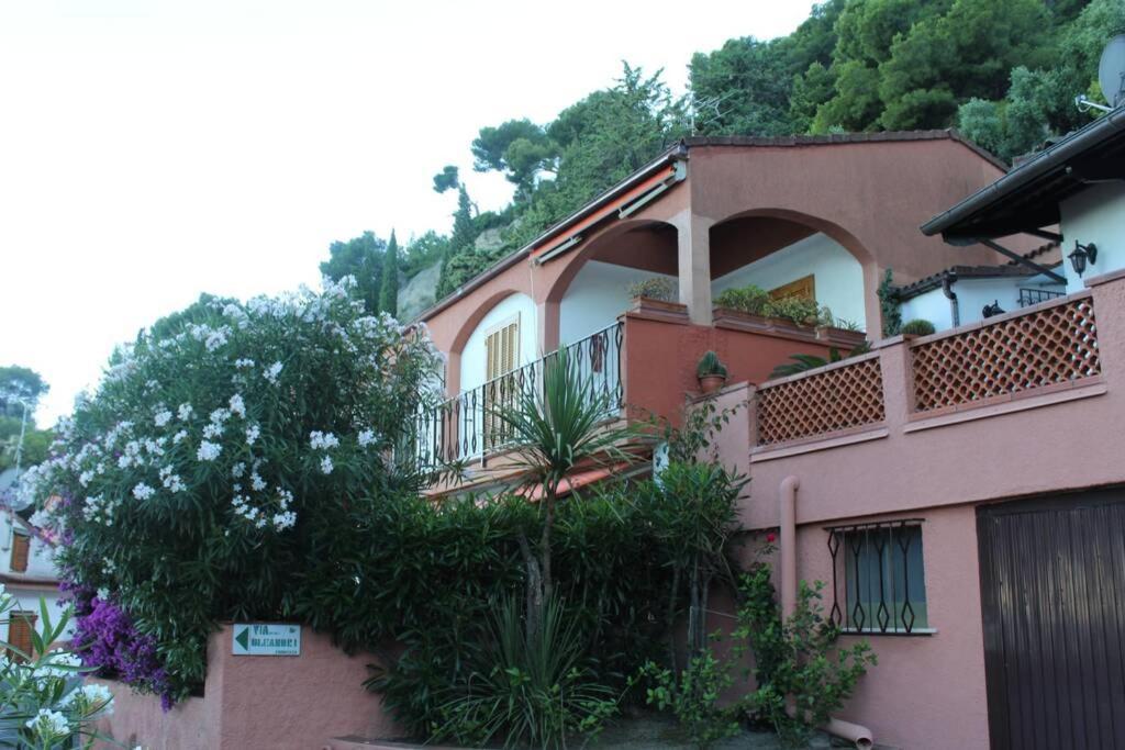 Conca Verde Appartamento Sul Mare Marina dʼMarina dʼAndora Extérieur photo