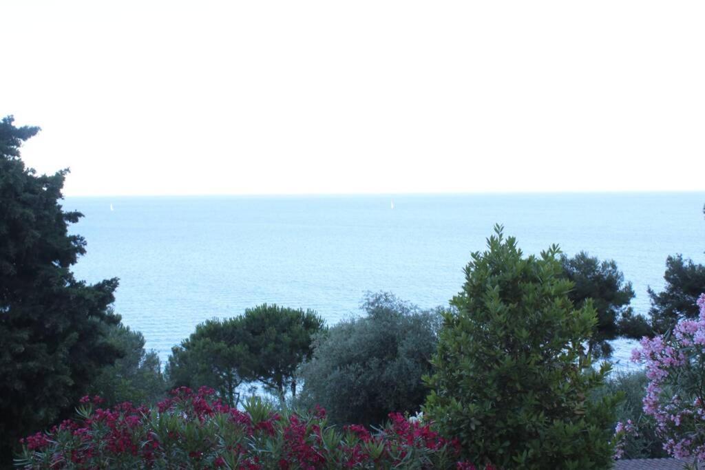 Conca Verde Appartamento Sul Mare Marina dʼMarina dʼAndora Extérieur photo